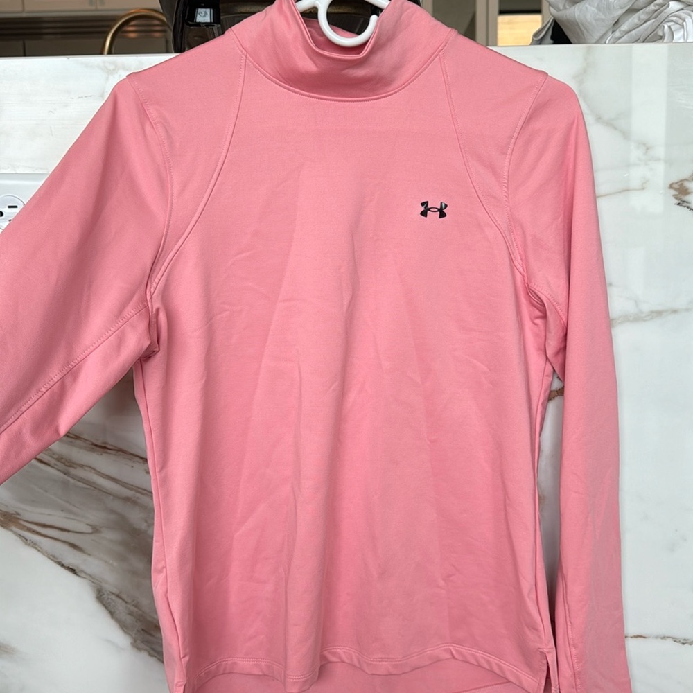 Pink Underarmour turtle neck ski long sleeve